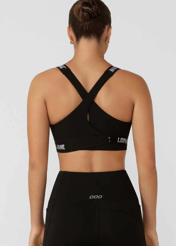 This maximum support sports bra's innovative design allows you to