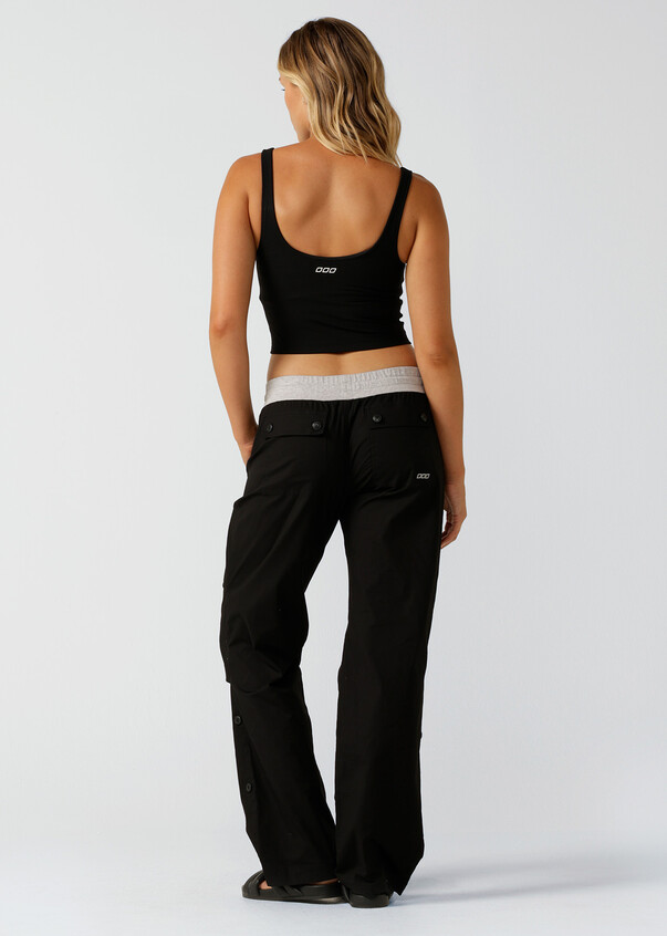 Nike Dri-fit Pants for Women's Original (From USA) XL, Women's Fashion,  Activewear on Carousell